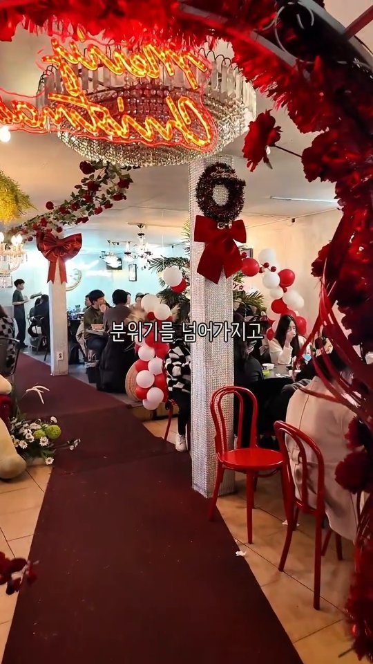 rjungcall 게시물 이미지: 로컬 분위기를 넘어 그냥 로컬이여
잠깐 호치민 온줄..ㅋㅋㅋㅋ
현지 바이브는 현지인...