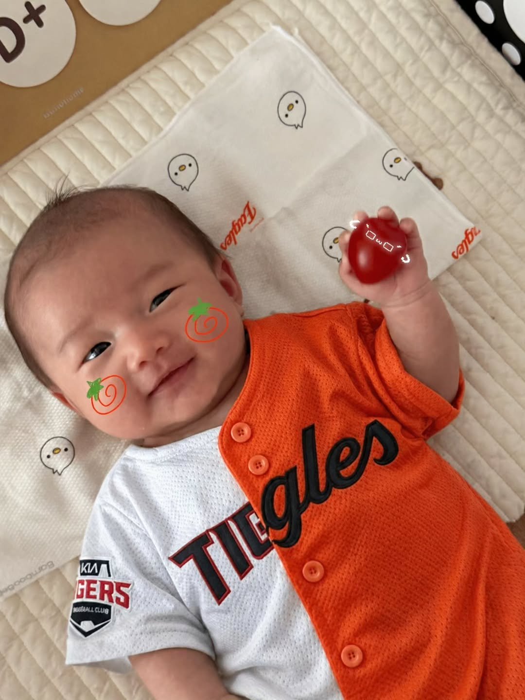 rlawlsry 게시물 이미지: 이모삼촌들 안냐세요!!👶🏻
좌완파이어볼러임니당ㅋ🔥⚾
나 많이 보고시펏죠?
저 얼릉...