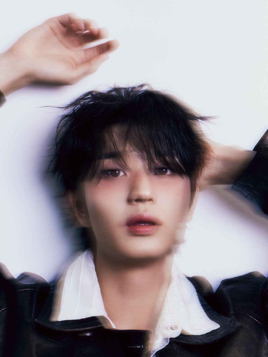 Photo shared by 김재원 on February 10, 2026 tagging @gilsuho. May be an image of bolo tie and text.