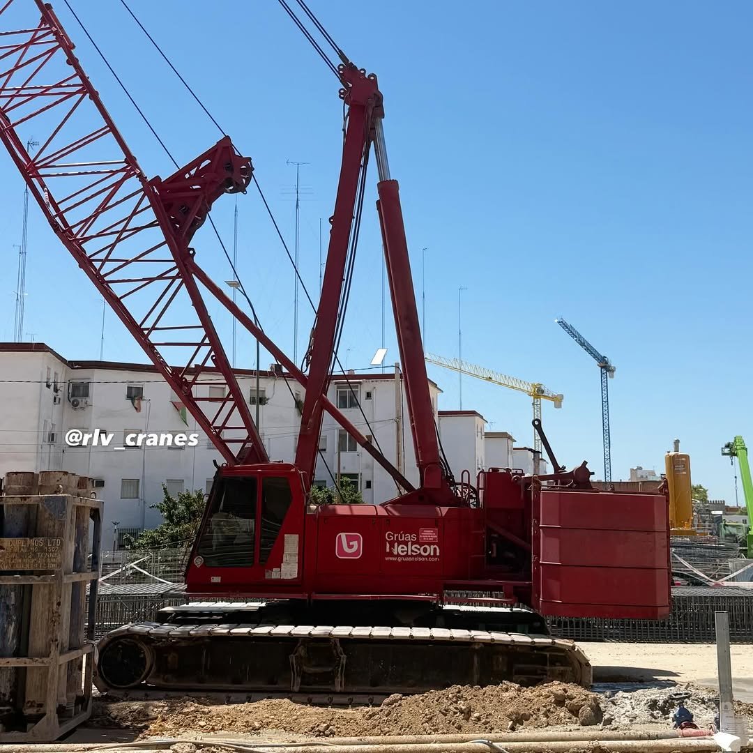 rlv_cranes 게시물 이미지: Manitowoc 777

Grúas Nelson 

#manitowoc...