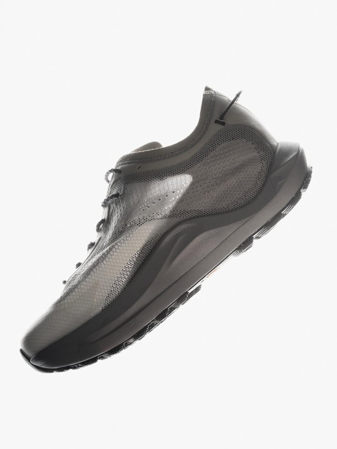 roahiking 게시물 이미지: The new upper of our Sella Lite is made from...