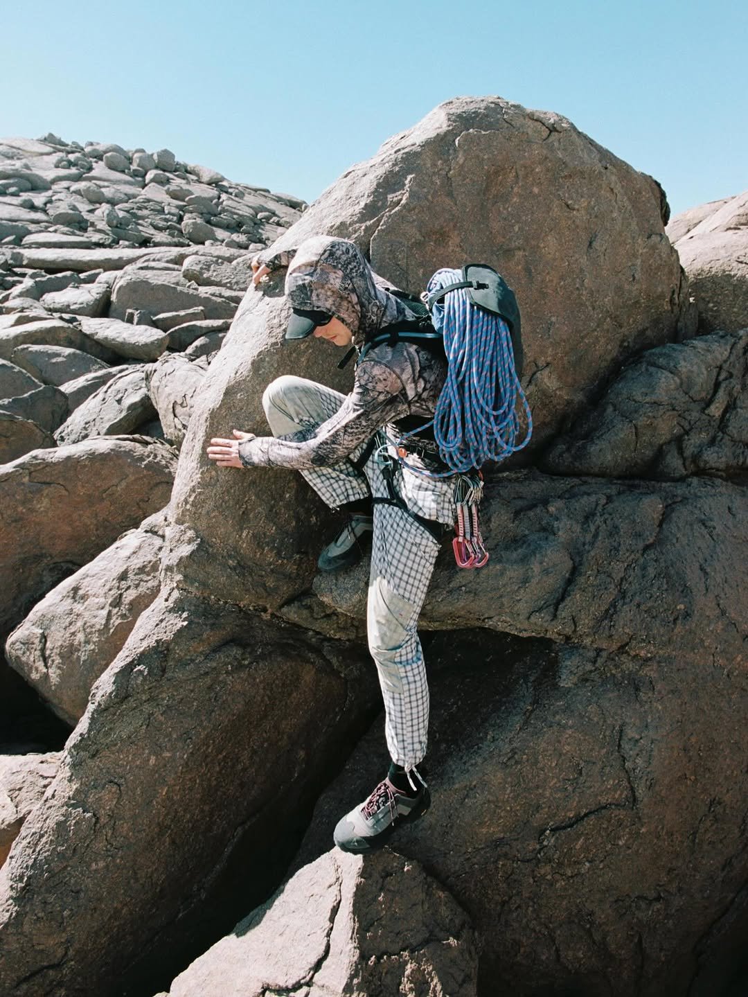 roahiking 게시물 이미지: Designed with double knee ripstop nylon...