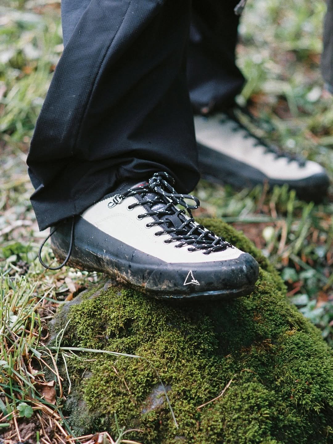 roahiking 게시물 이미지: Our Tuff is a rugged vulcanized shoe built for...