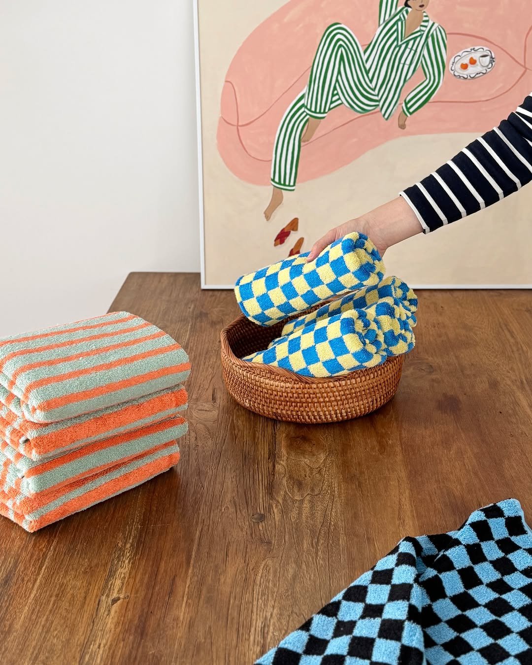 Photo by 로코하우스 ROCO HOUSE on August 15, 2025. May be an image of potholder, checker board and text.