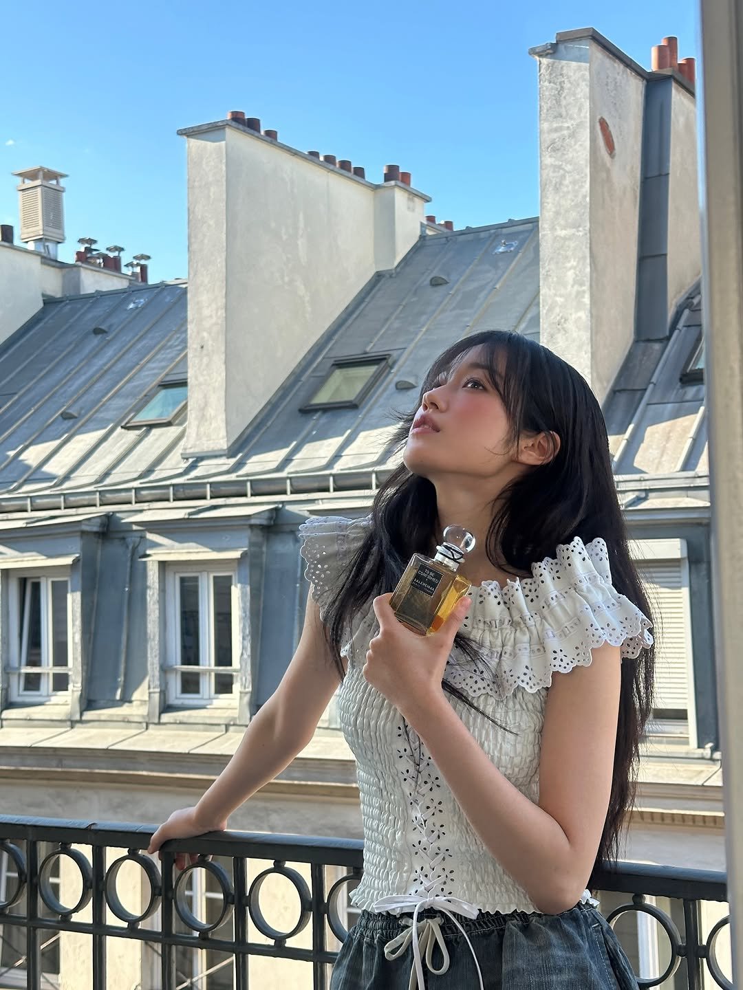 Photo shared by 노윤서 on December 11, 2025 tagging @balenciaga. May be an image of Sacré-Cœur and text.