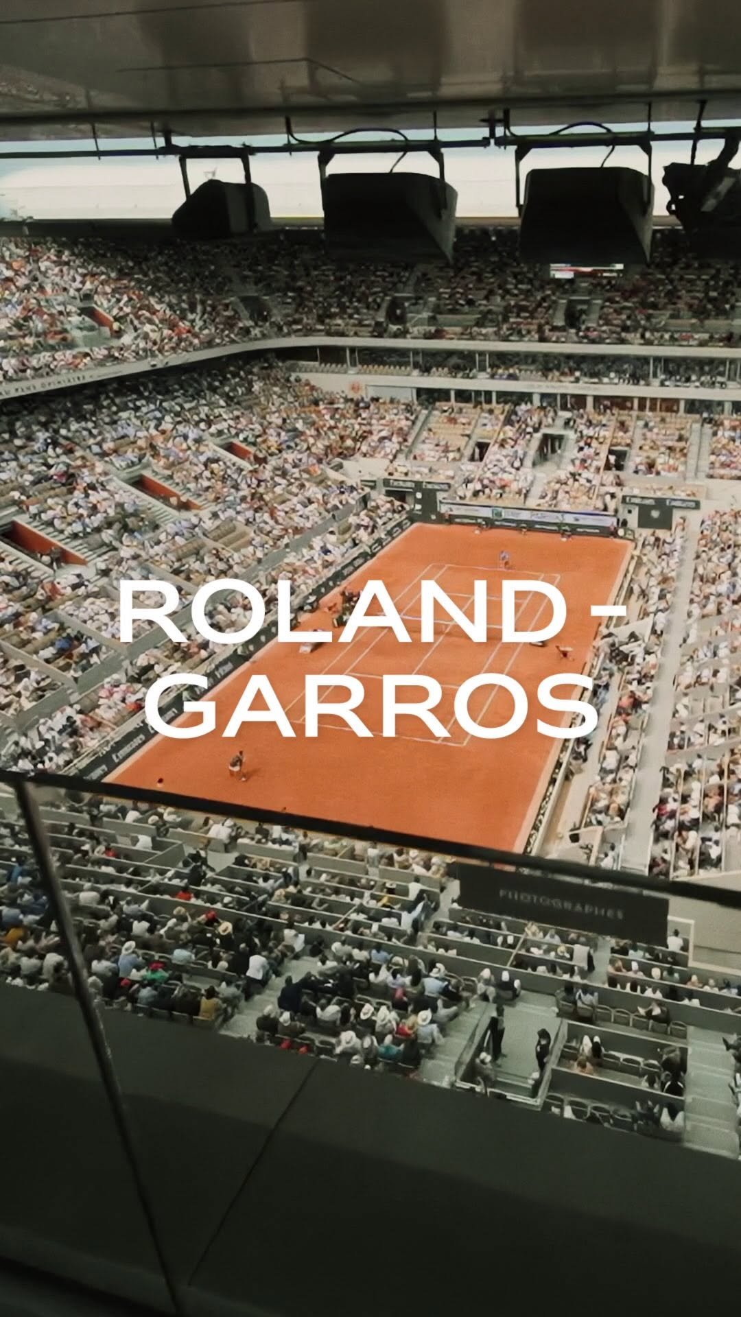 rolex 게시물 이미지: Welcome to @rolandgarros. Where clay decides...