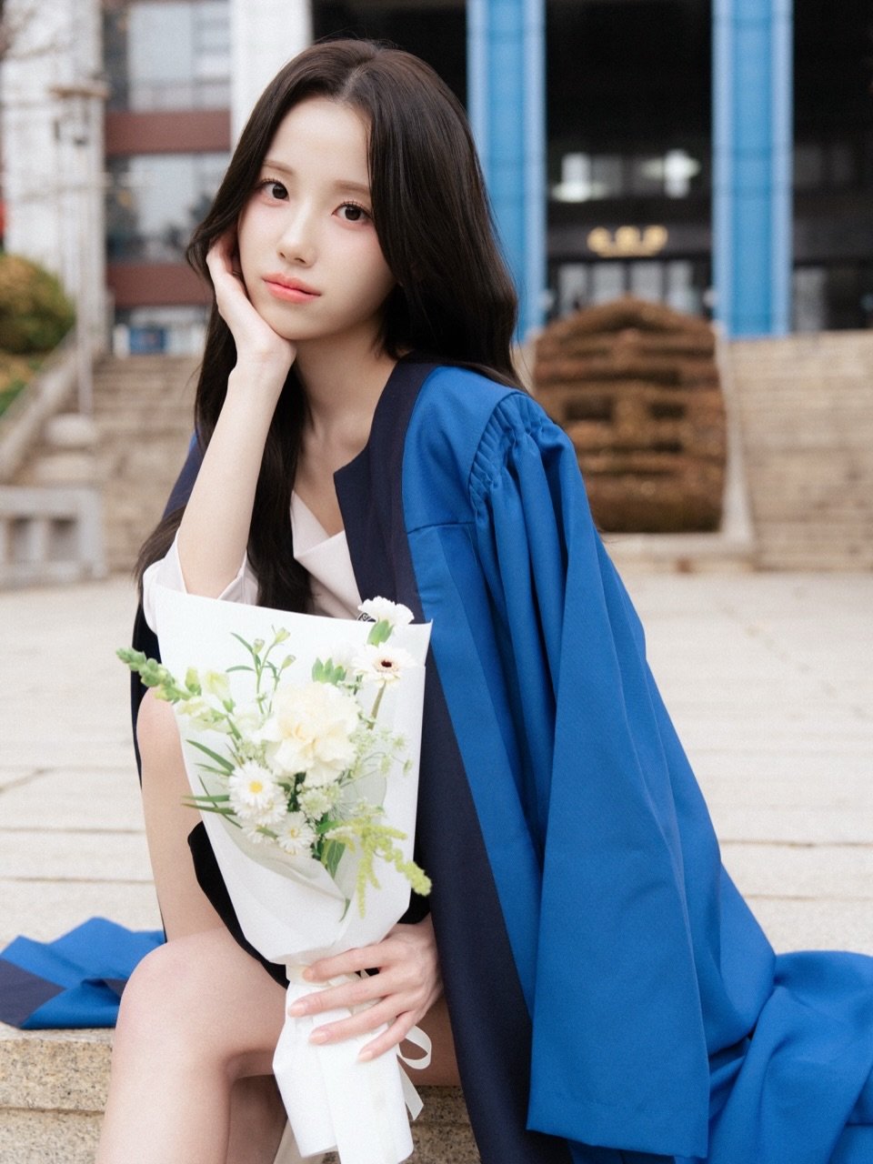 Photo by 롤링제이 메이크업 채원부원장 on February 11, 2026. May be an image of outdoors and text.