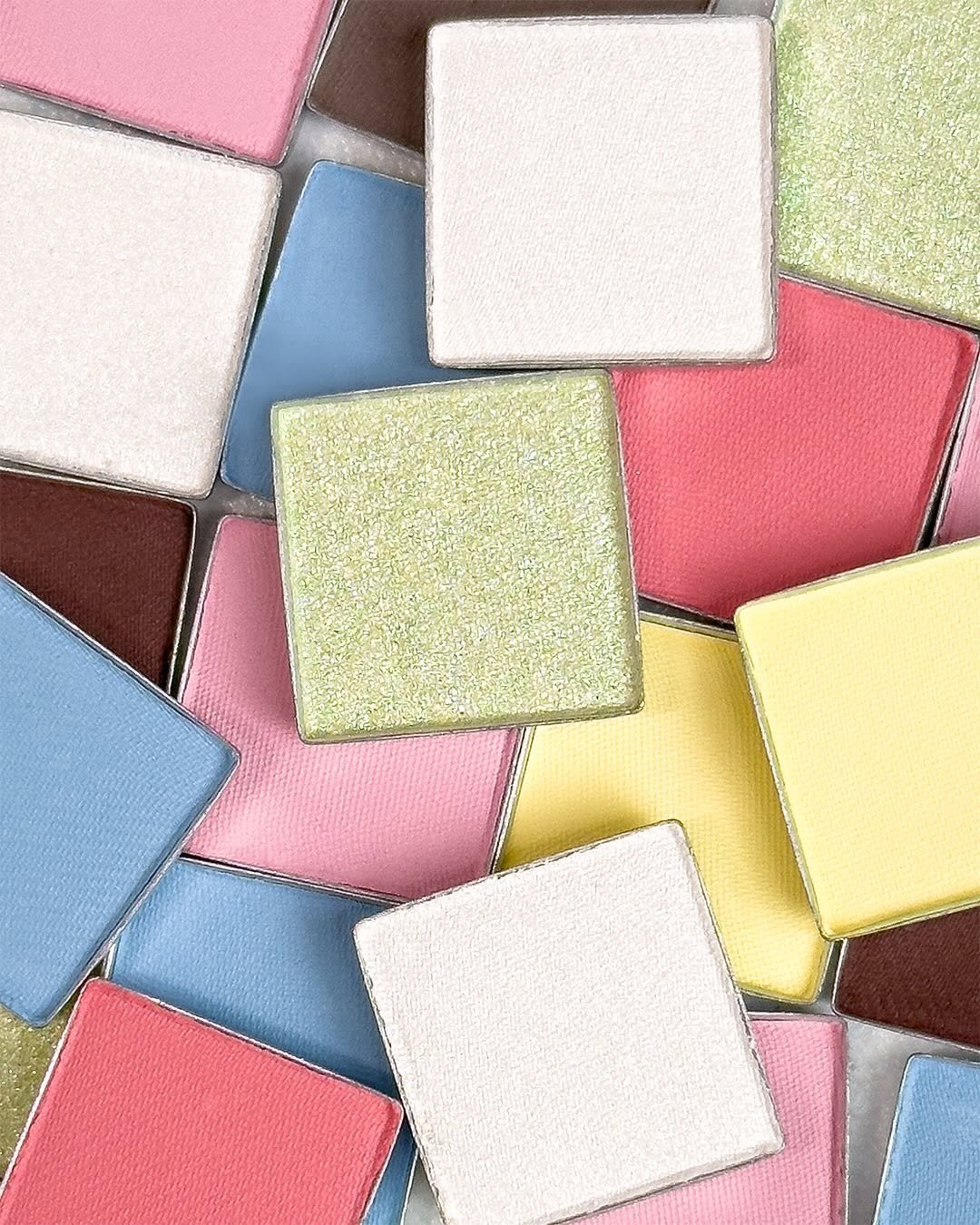 Photo by 롬앤 romand official on October 26, 2025. May be an image of napkin and text.