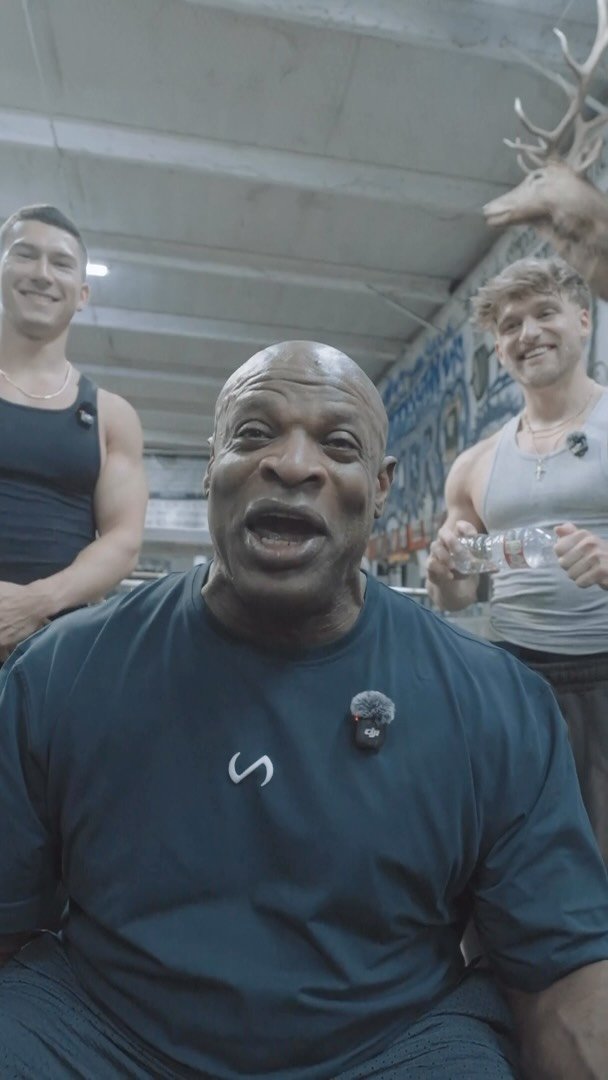 ronniecoleman8 게시물 이미지: Nothin but Light Weight with @luke_elsman &...