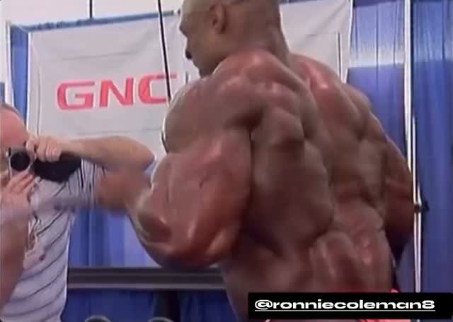 ronniecoleman8 게시물 이미지: The 2001 Arnold Classic