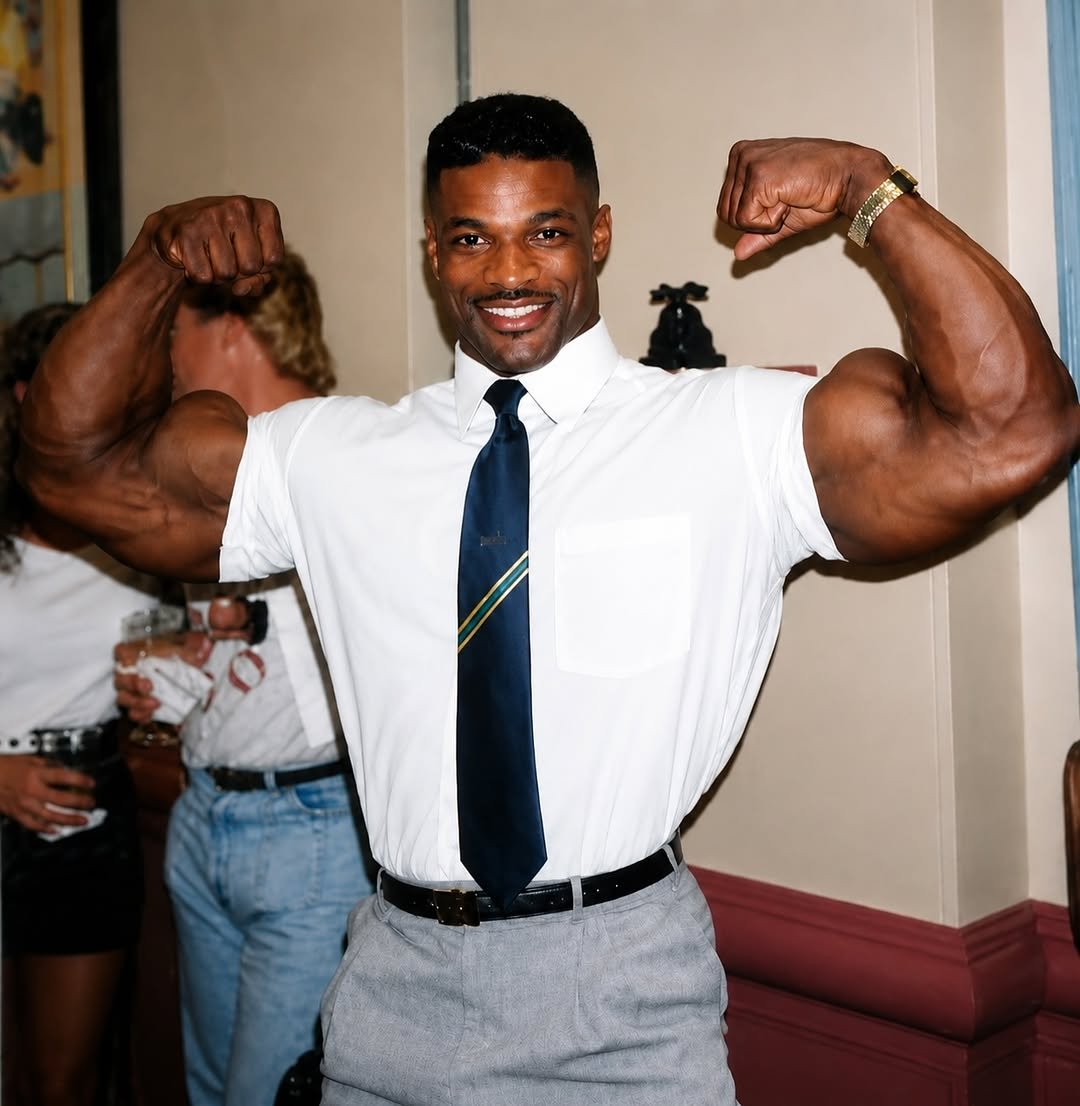 ronniecoleman8 게시물 이미지: Ronnie Coleman The Accountant 💰📈