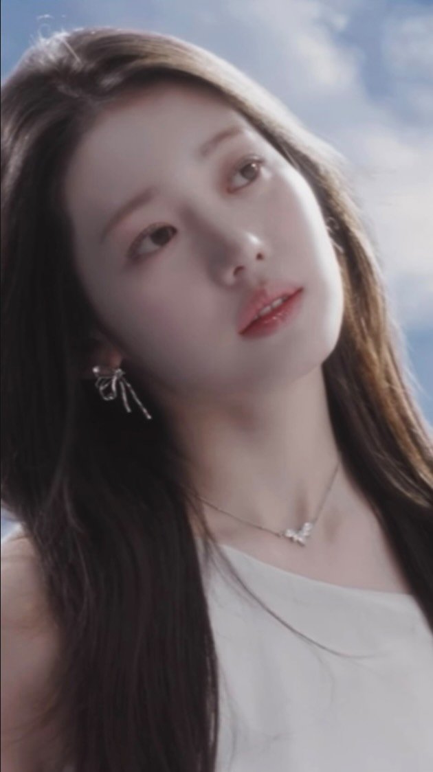 rora.babymonster 게시물 이미지: BABYMONSTER ‘SUPA DUPA LOVE’ MV...