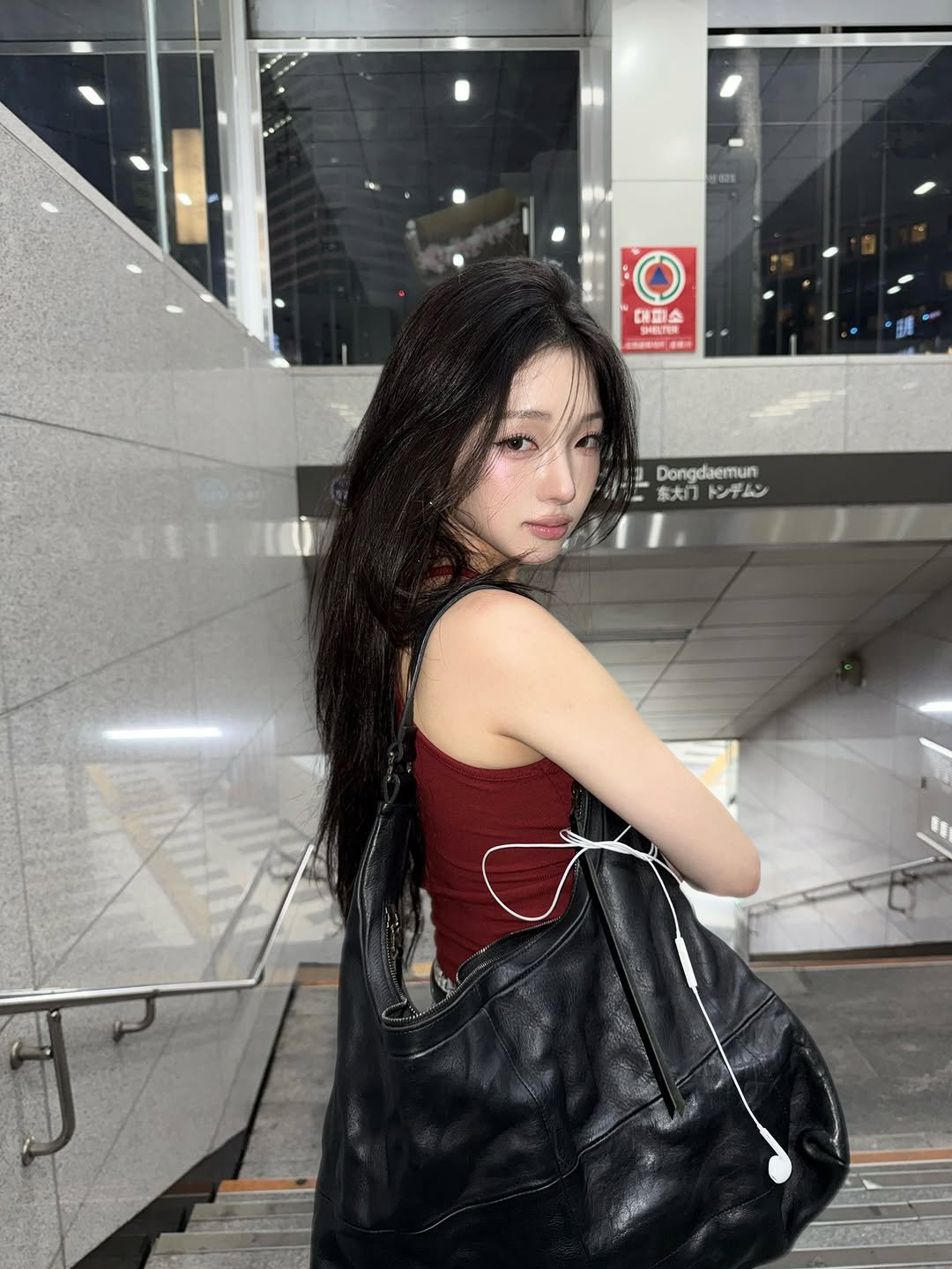 rosieline_ 게시물 이미지: 노트북 가지고 나왔는데

필요가 없었다,,,

바람 난리나