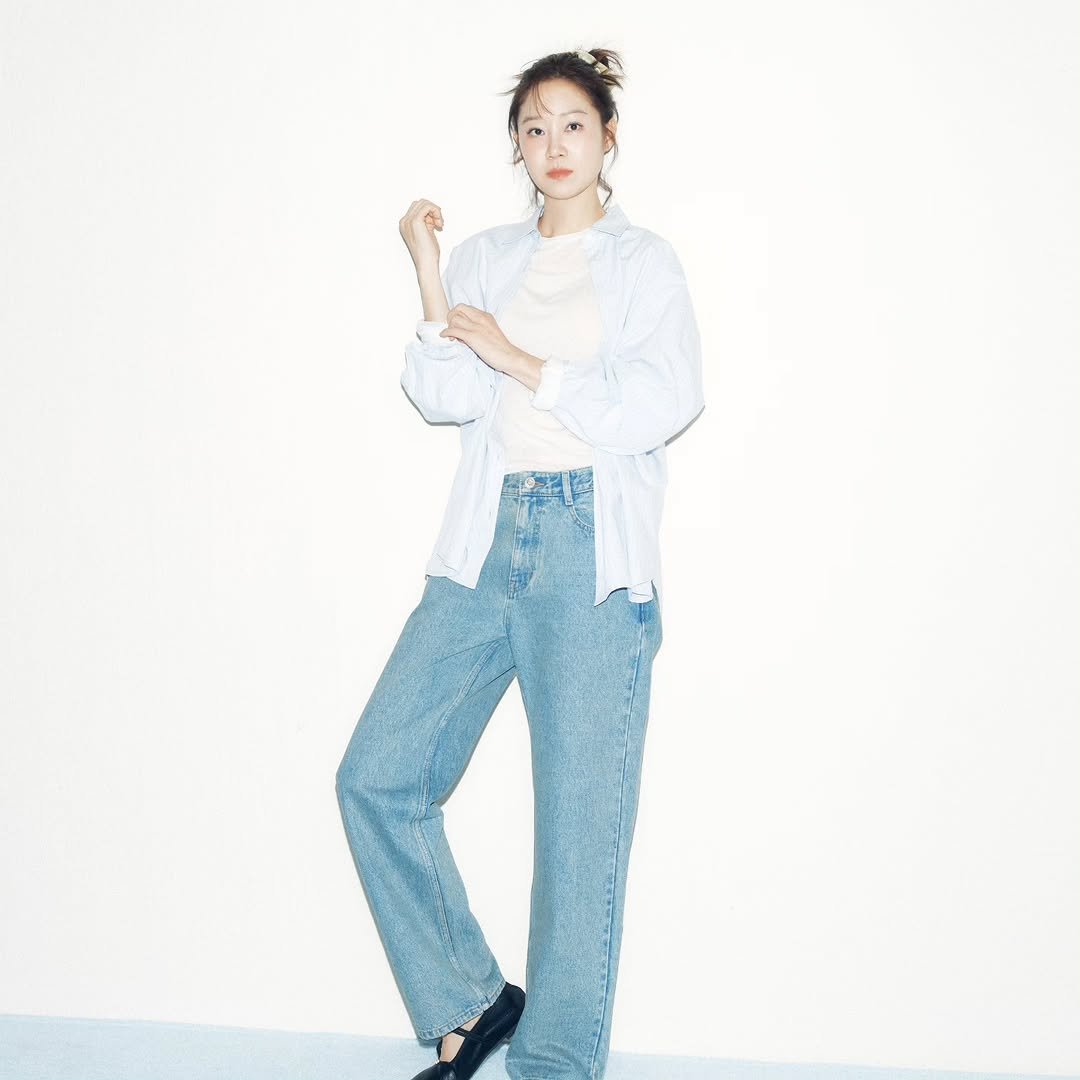 Photo shared by Hjk on February 27, 2026 tagging @depound. May be an image of one or more people, hair, top and text.