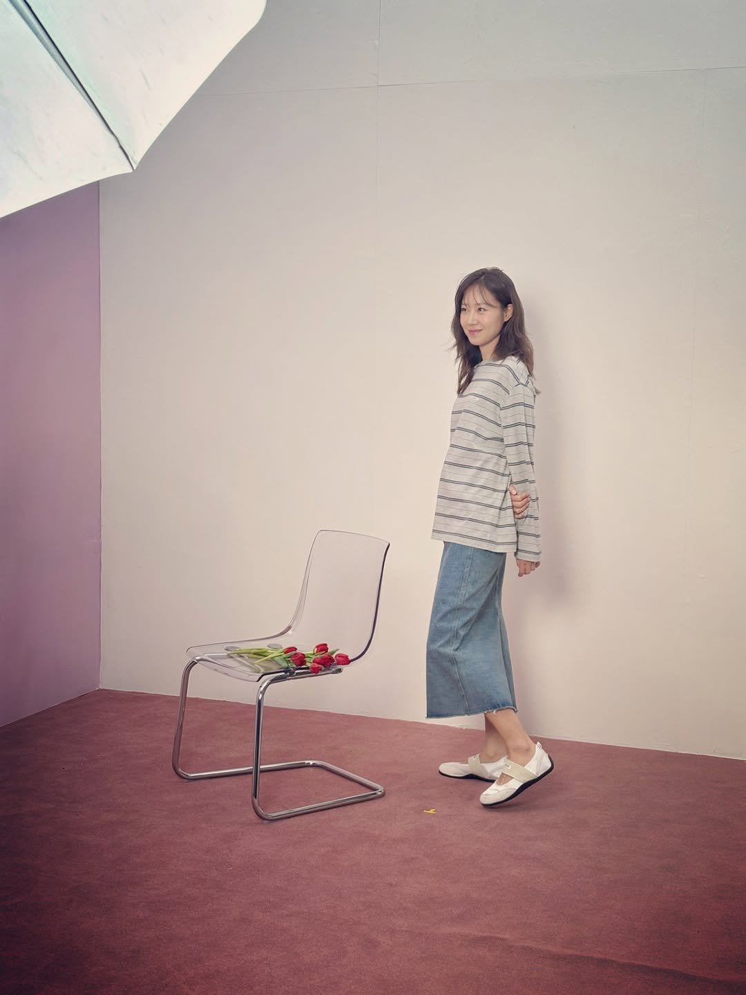 Photo shared by Hjk on February 08, 2026 tagging @depound. May be an image of slingback shoes, turtleneck and text.