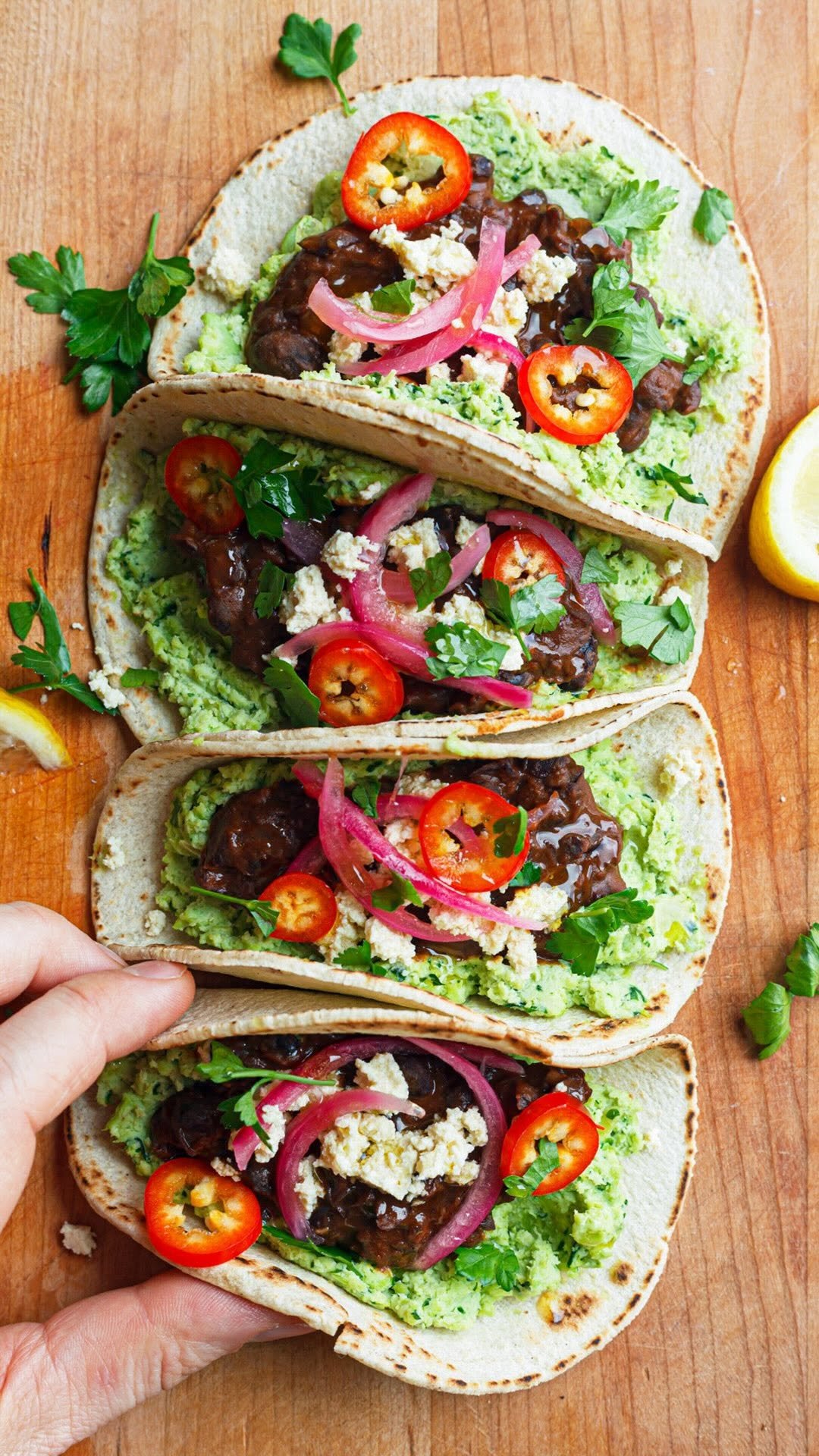 roxyandben 게시물 이미지: HIGH PROTEIN CHIPOTLE BLACK BEAN TACOS 🌮 get...