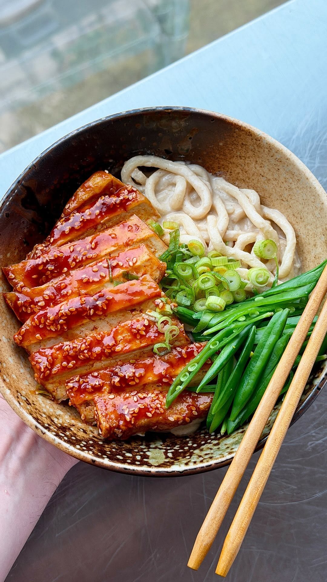 roxyandben 게시물 이미지: GOCHUJANG TOFU + TAHINI NOODLES 🍜 full recipe...