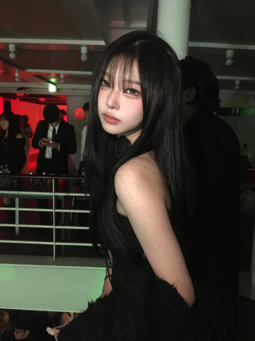 Photo shared by 예령 on February 14, 2026 tagging @101breaktime. May be an image of one or more people, hair, dress and text.