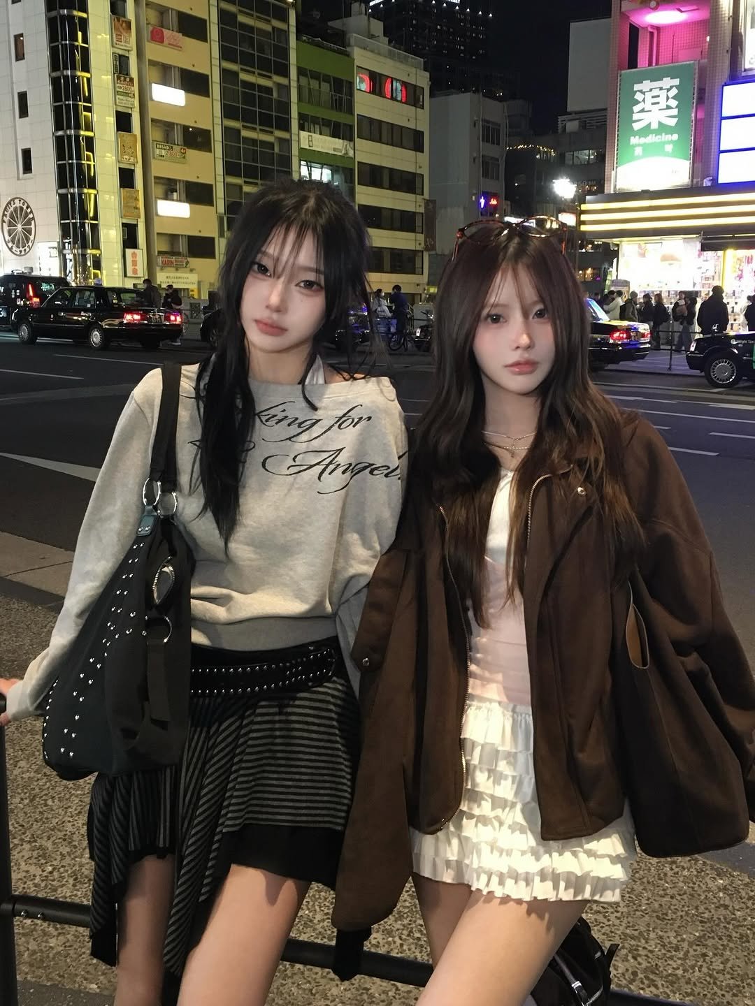 Photo by 연 in 오사카 with @rr_yung. May be an image of one or more people, hair, miniskirt and text that says '薬 Medioine'.