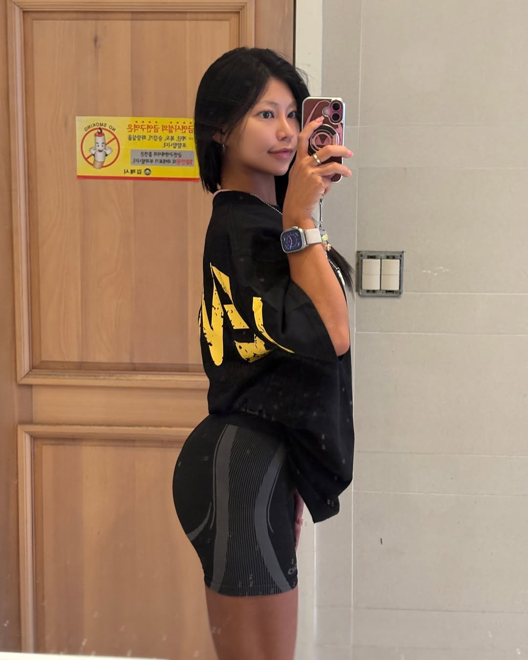 rrin___175 게시물 이미지: 🖤💛

르바세 뉴컬러 진짜 미쳤습니다ㅠㅠ

일단 르바세 빅로고 아시져?? 
몸...