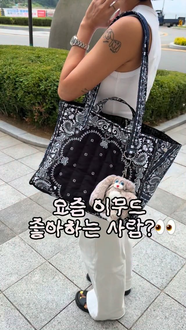rudaya_nolja 게시물 이미지: 여름에 더 이쁜 ‘페이즐리’ 투웨이 데이백💙
매년 인기 많아서 저도 작년에 사려고...