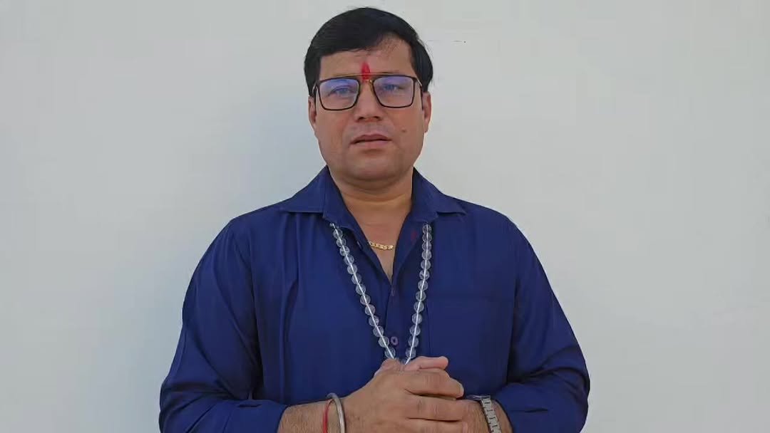 rudrendramishra 게시물 이미지: 999 ये अंक भूलकर अगर पर्स पर लिख दिए तो पैसा...