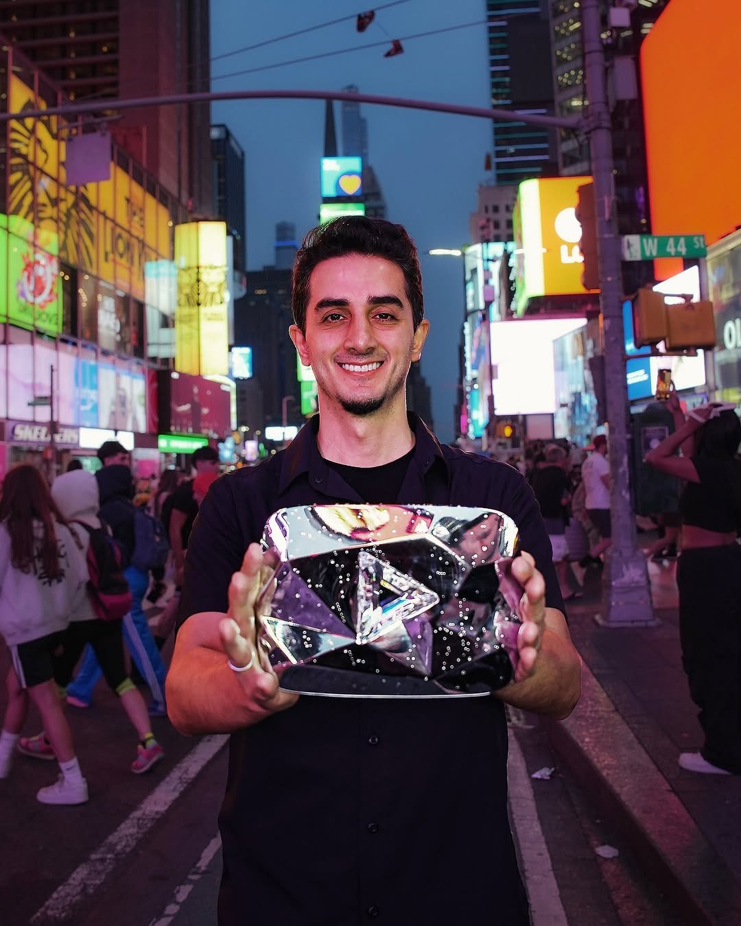 Photo by Ruhi Çenet on August 23, 2025.