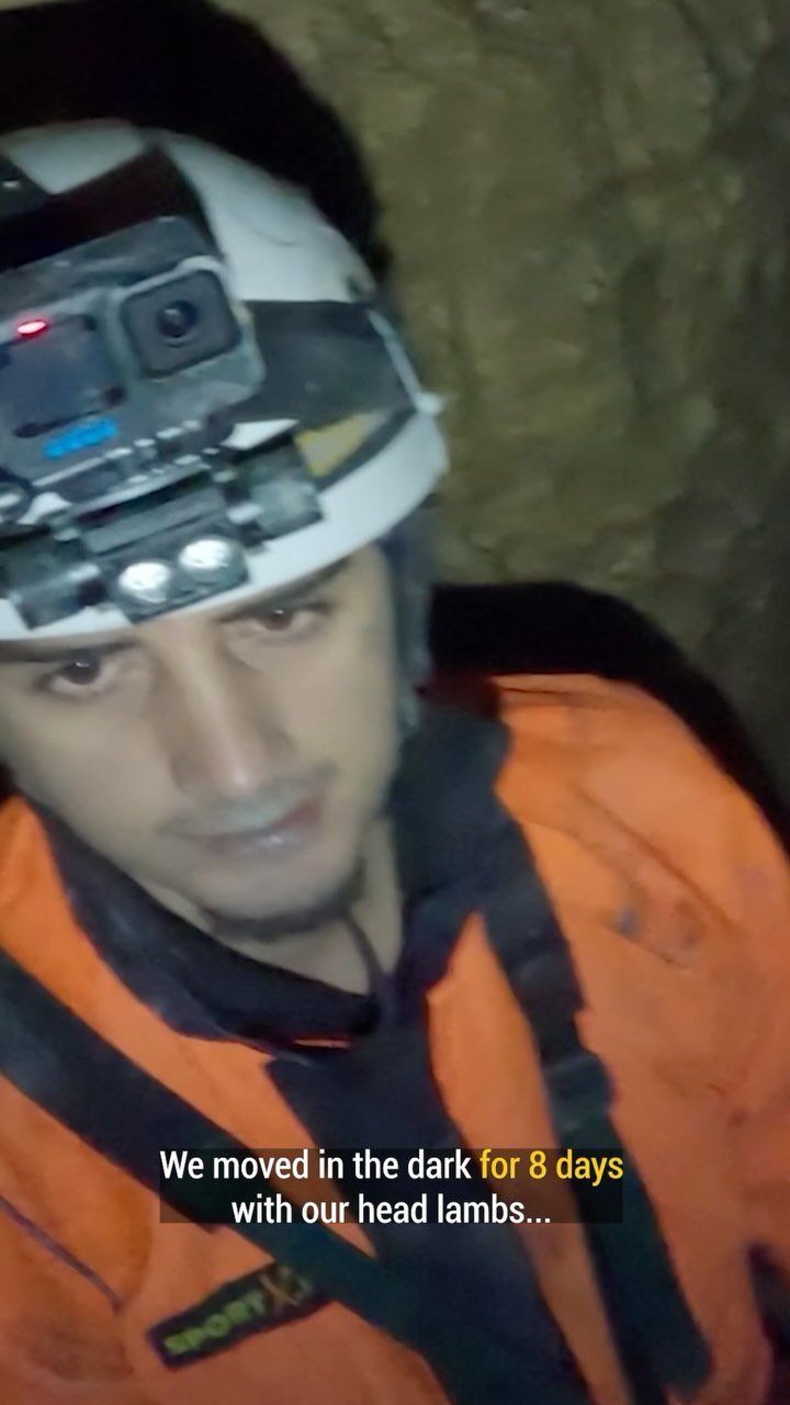 ruhicenet 게시물 이미지: Dünyanın En Derin Mağarasına İniş (Descending...