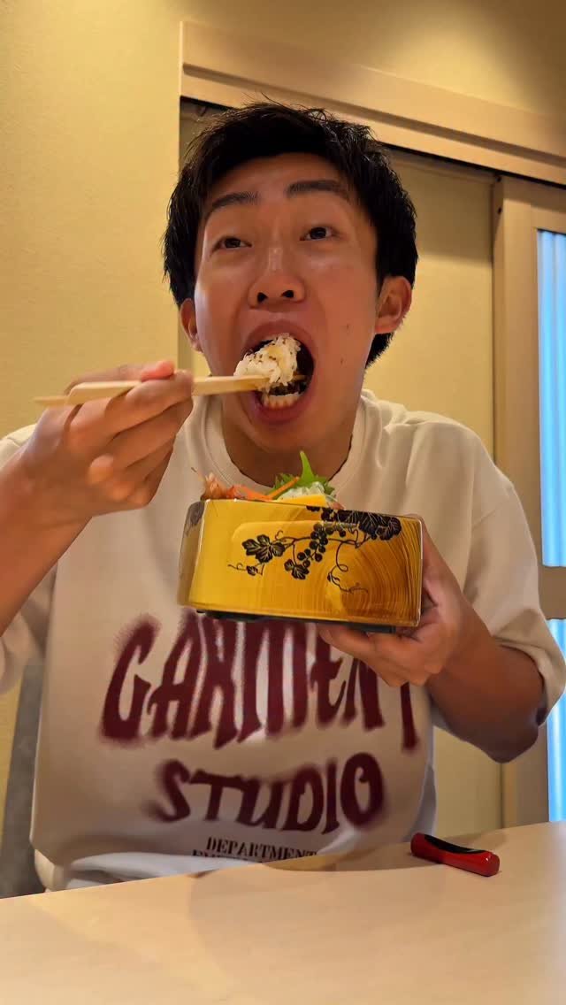 rui_eatingalone 게시물 이미지: . I'm eating alone every day! 

#mukbang...