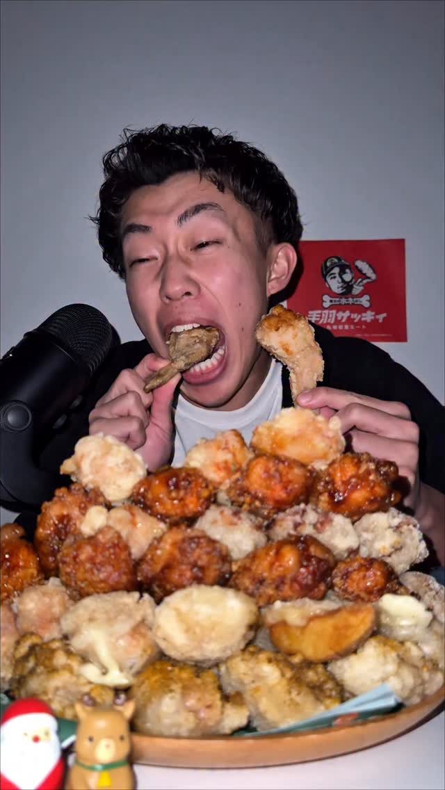 rui_eatingalone 게시물 이미지: . I'm eating alone every day! 

#chicken...