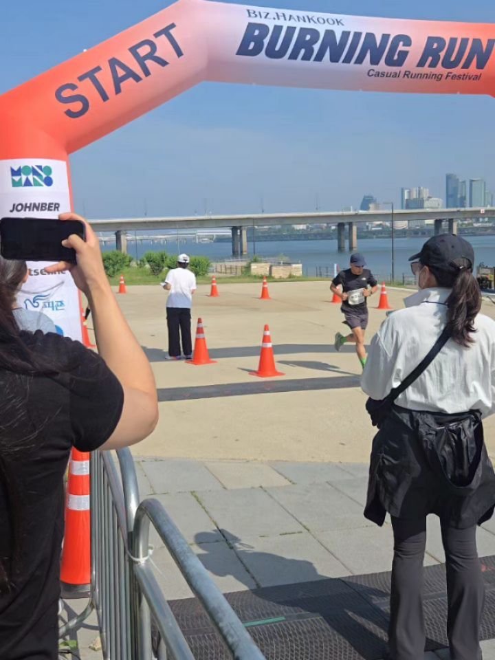 running_pilajeong 게시물 이미지: 🏁 26.05.25 버닝런 10K 5위.
조금은, 아니 사실 많이 아쉬운...