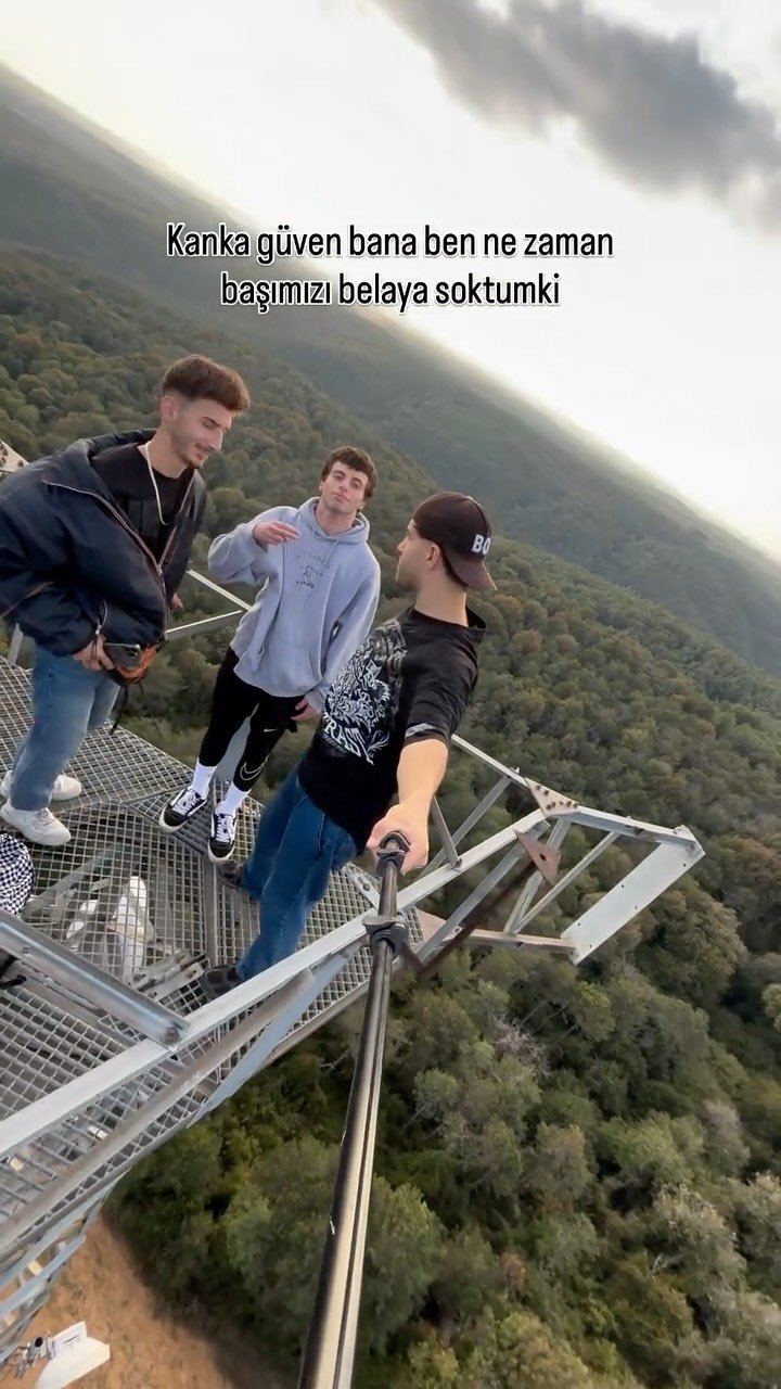 runroof_ 게시물 이미지: Karakoldan yazıyorum