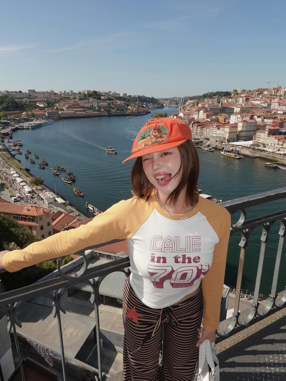 Photo shared by 령령 𝐑𝐲𝐞𝐨𝐧𝐠𝐫𝐲𝐞𝐨𝐧𝐠 ♡⁼³₌₃ on November 05, 2025 tagging @asif_calie. May be an image of hat, Stari Most and text.