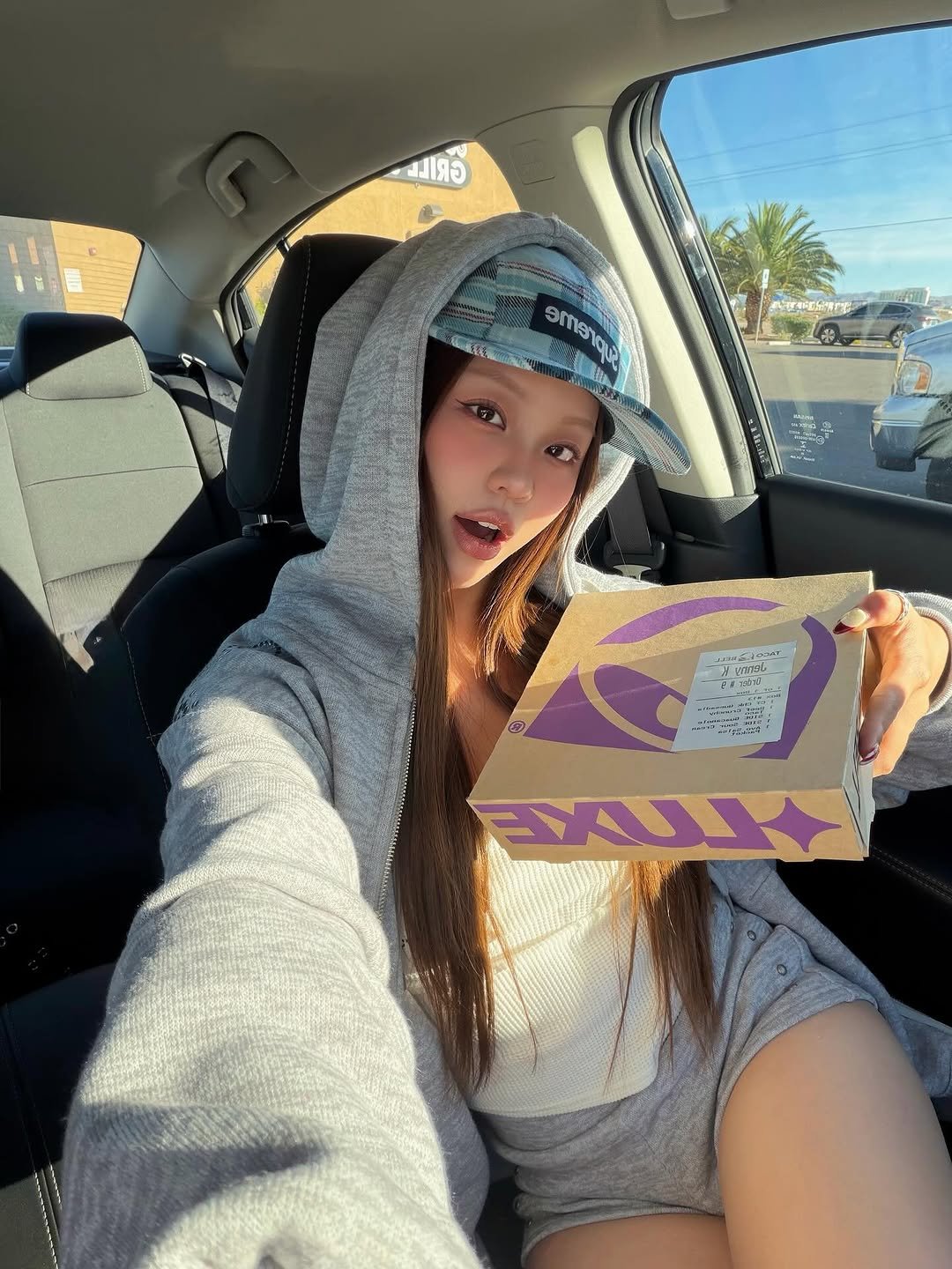 Photo by 령령 𝐑𝐲𝐞𝐨𝐧𝐠𝐫𝐲𝐞𝐨𝐧𝐠 ♡⁼³₌₃ on October 30, 2025. May be an image of box and text.