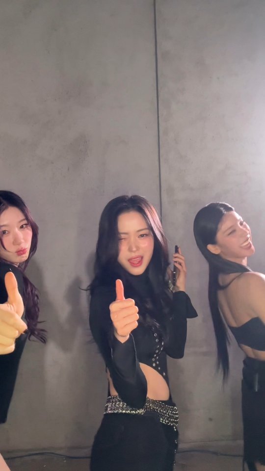 ryujin__itzy 게시물 이미지: 🦊🐱🐺

#ITZY #RYUJIN #있지 #류진