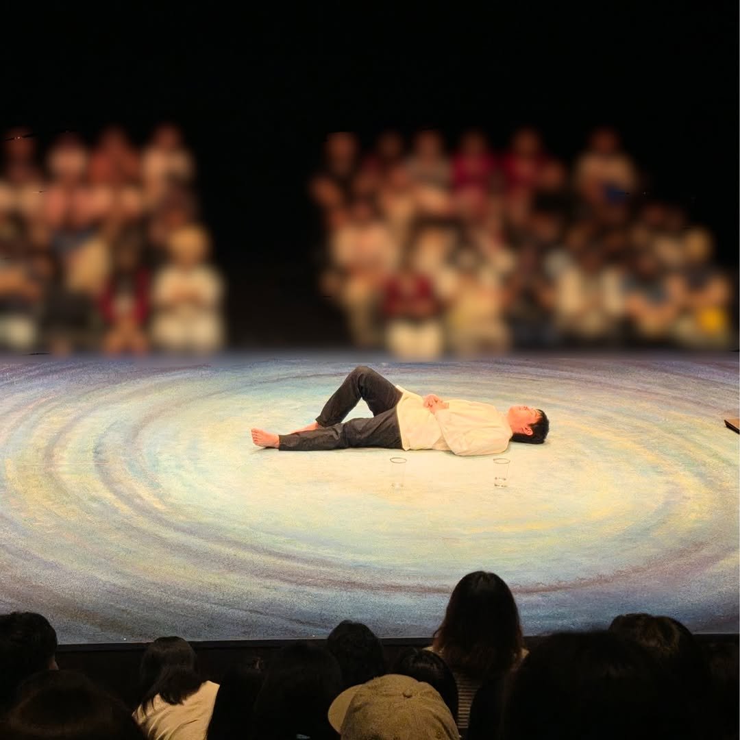 ryurudtn 게시물 이미지: 이런 저런 생각을 해보게 되더라.

연극 화이트래빗 레드래빗🐰
6.7...