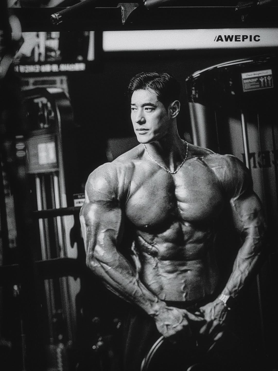 s.ho_thefit 게시물 이미지: “𝙆𝙚𝙚𝙥 𝙂𝙤𝙞𝙣𝙜“ 

올해도 바프찍기 성공☝🏽
흑백 느낌 좋다❕

모델 :...