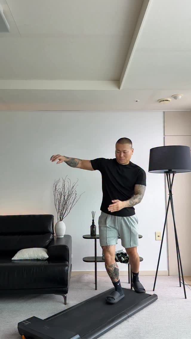 s.tone__iron 게시물 이미지: 가을엔 어떤 아우터를 주로 입으시나요? 🗿🍂

코디 정보는 댓글에 “가을”이라고...