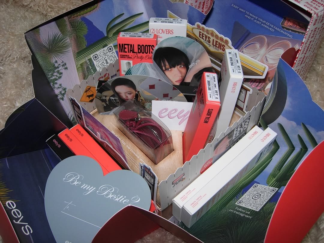 Photo shared by Subin Shin on December 03, 2025 tagging @eeyslens. May be an image of text.