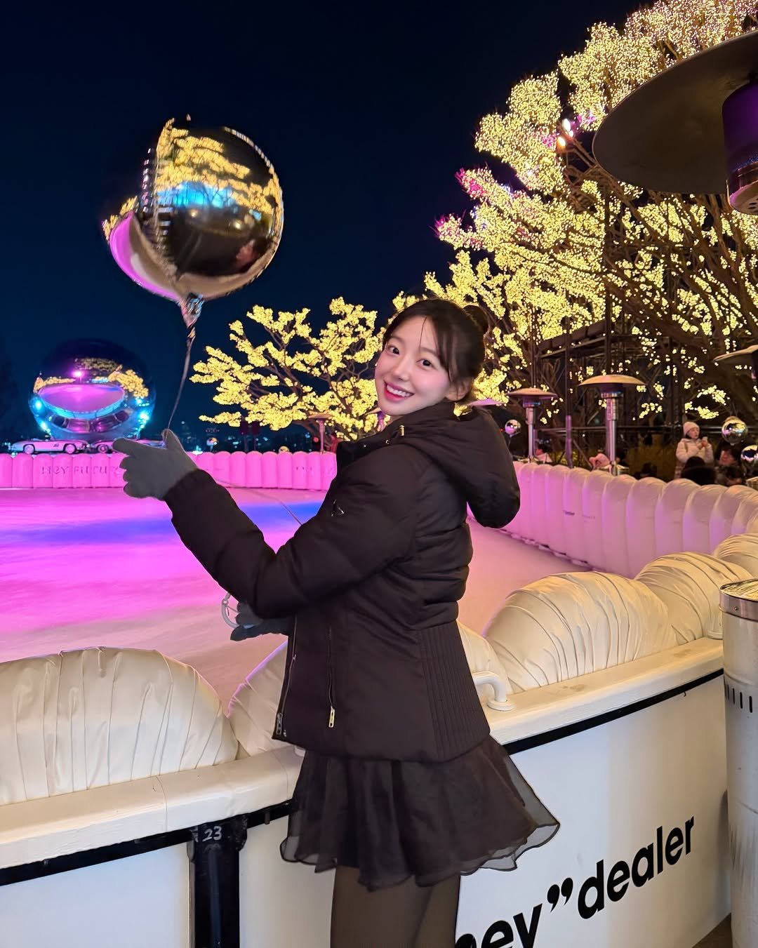 Photo by 우수한 禹洙漢🎀 on January 23, 2026. May be an image of skates and text.