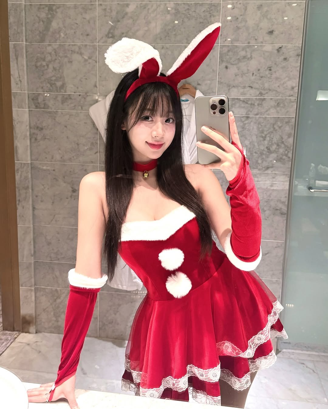 Photo by 우수한 禹洙漢🎀 on December 15, 2025. May be an image of costume and text.