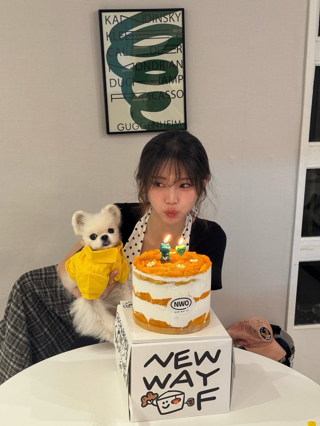 Photo by 🪄💖✨ on June 25, 2025. May be an image of 2 people, candle and text that says 'KAD KA ต NHEIM ،.. INSKY o SSO GUGC 보각 NWO NEW WAY د'.