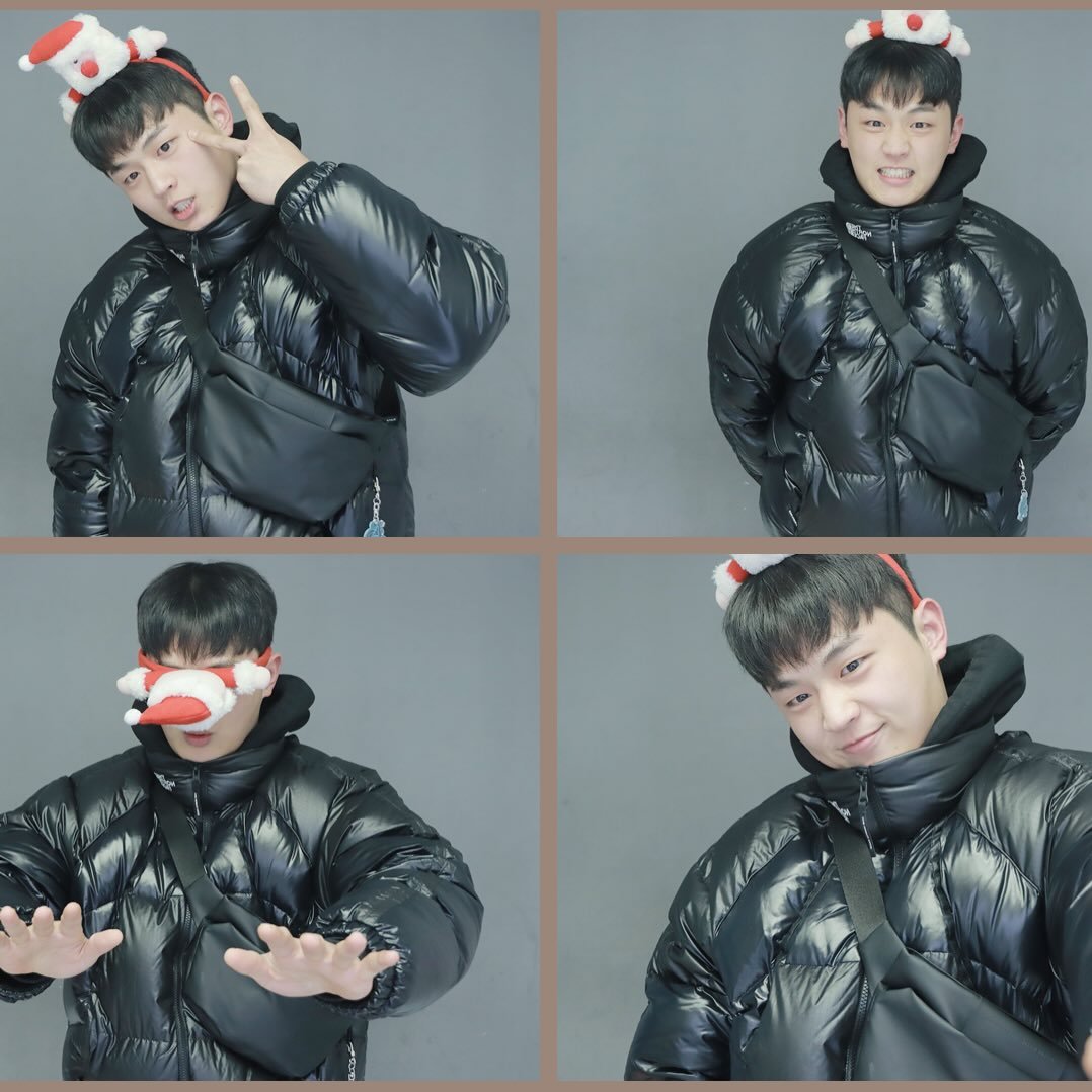 Photo by 김승겸 in Bucheon. May be an image of one or more people, bangs, duffle coat, goosedown coat, military uniform, jacket, raincoat, parka, snowsuit and text.