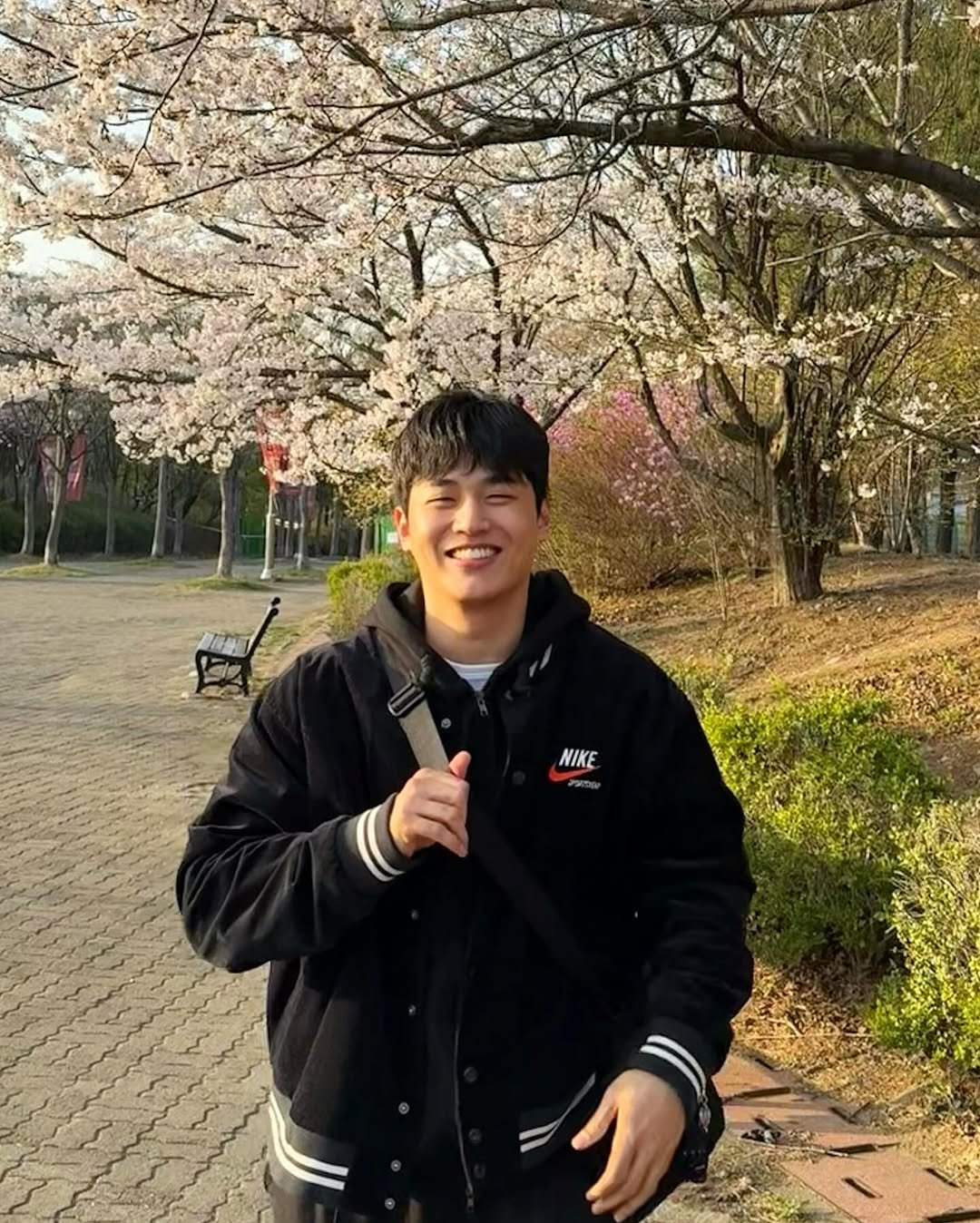 Photo by 김승겸 on April 11, 2025.