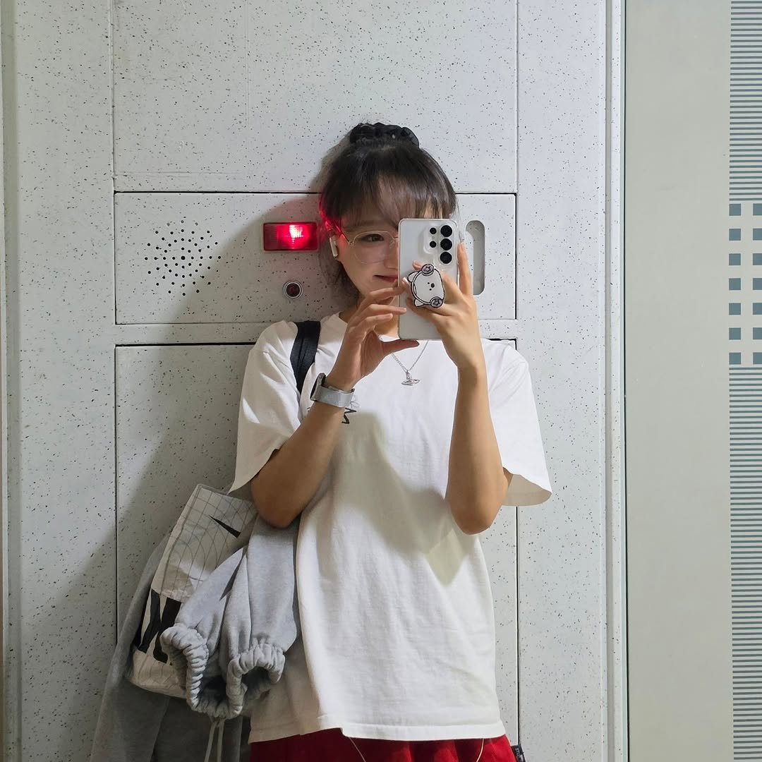 s_m.rhy 게시물 이미지: #운동기록 #오운완 

플라잉요가🧘🧘‍♀️🧘‍♂️
ㅇㅓㄲㅐ+ㅍㅏㄹ🔥

미니미 유행...
