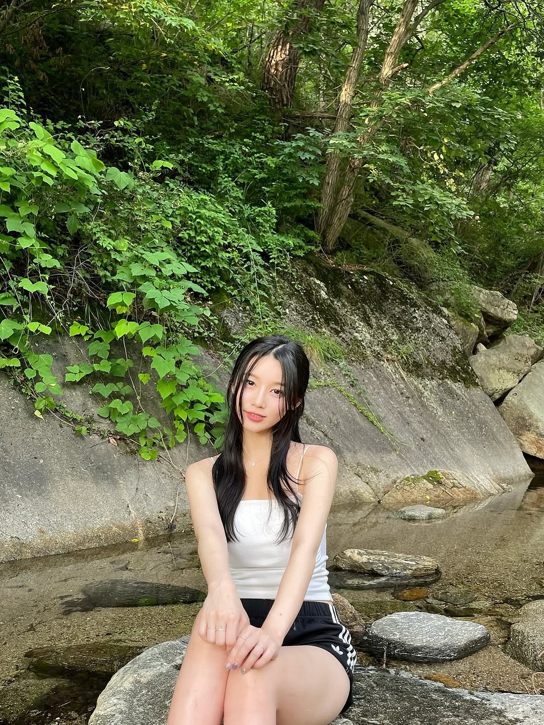 Photo by 승지 on July 02, 2025. May be an image of shorts and outdoors.