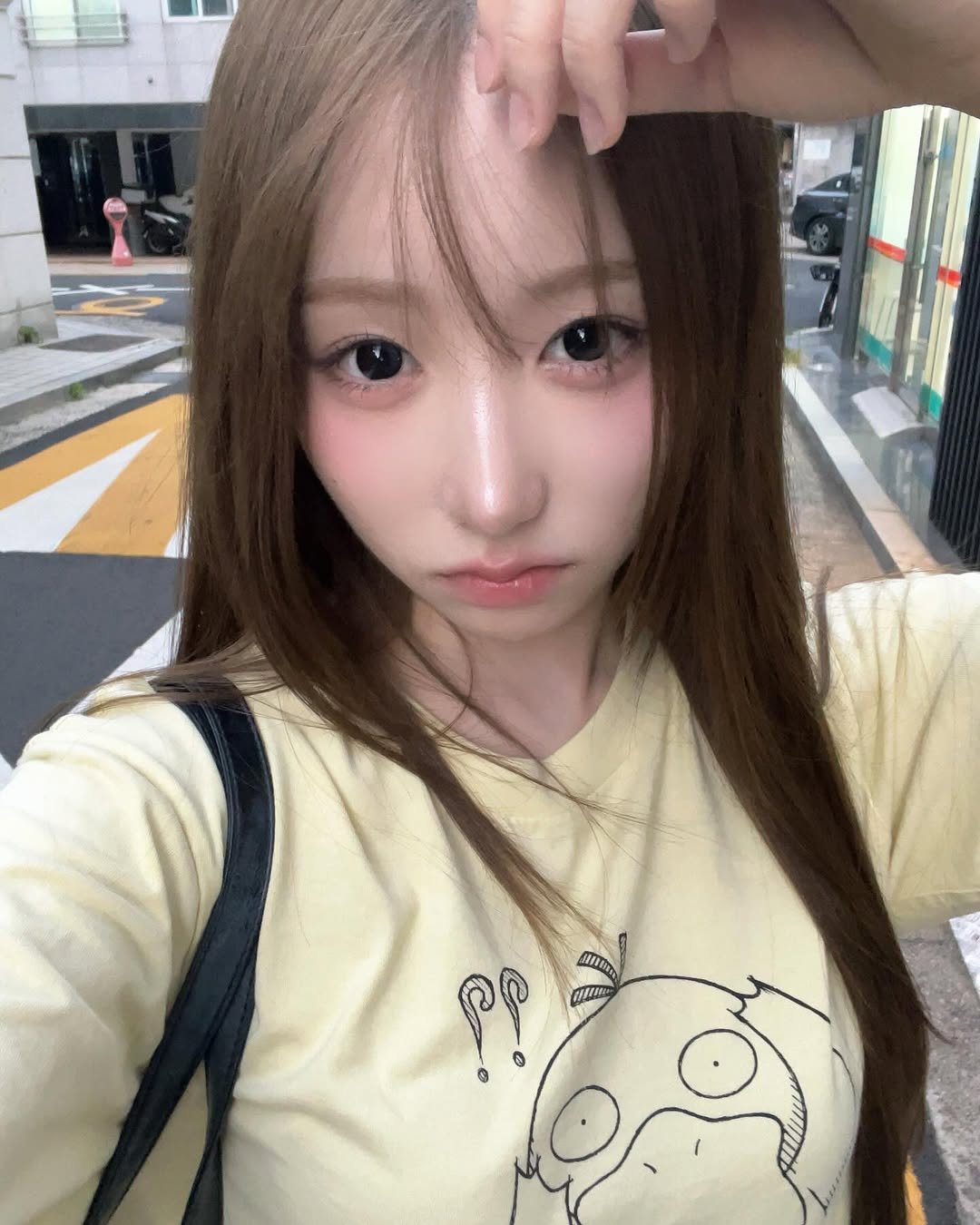Photo by SAY MY NAME (세이마이네임) on September 22, 2025. May be an image of 1 person, hair, top and text.