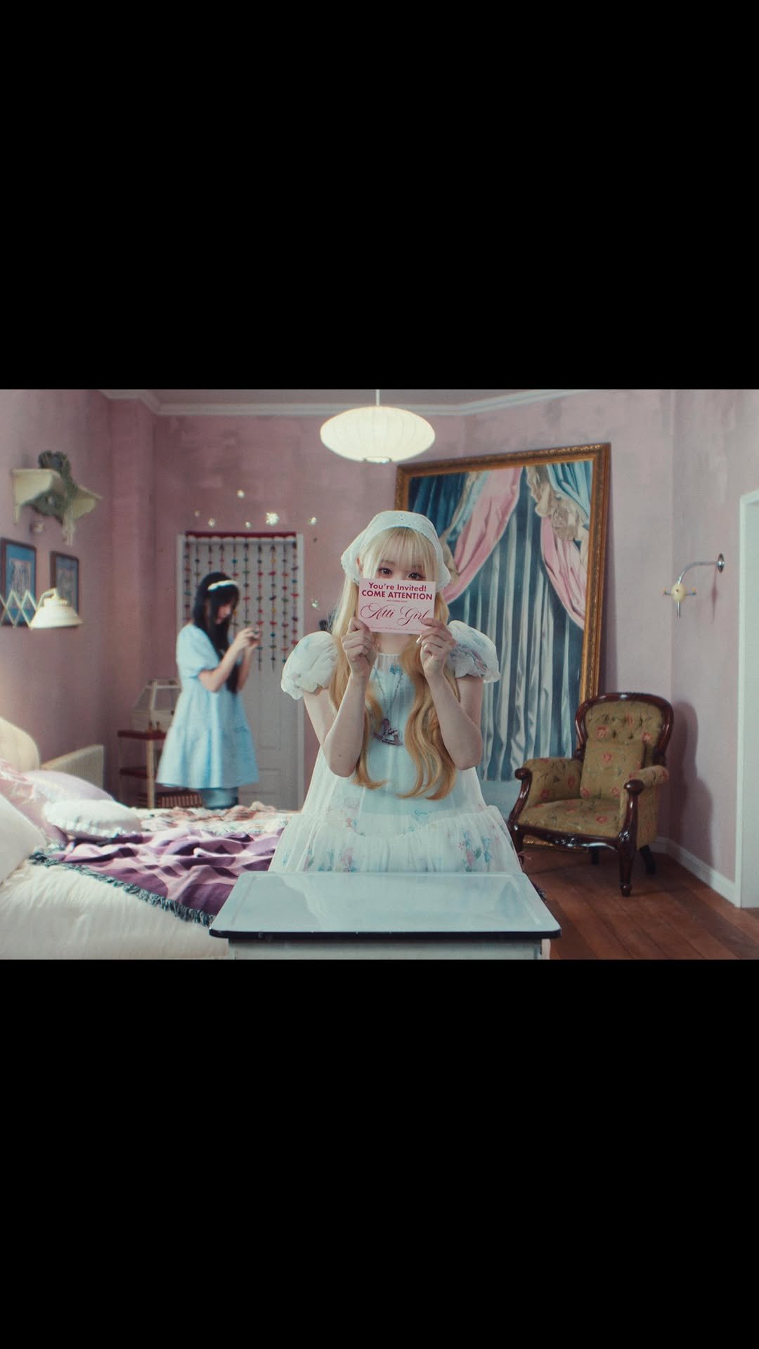 sa2m2nam3 게시물 이미지: #SAYMYNAME ‘UFO (ATTENT!ON)’ MV TEASER 2

Hop...