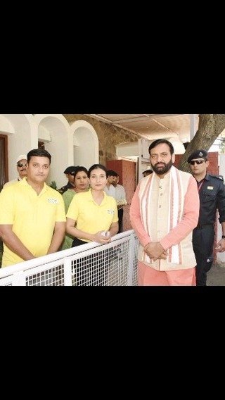 saakaar_organic_india_lakshya 게시물 이미지: We had pleasure to meet our Honourable CHIEF...