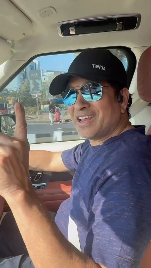 sachintendulkar 게시물 이미지: Main khelega, woh khelega, pura India khelega!...